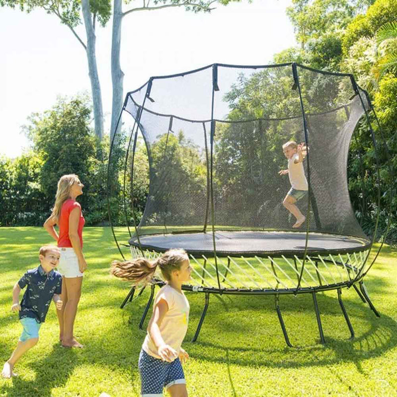 children playing on Springfree 10ft Trampoline